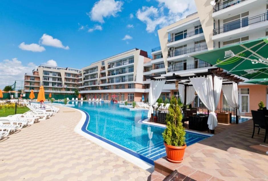 Grand Kamelia Apartments Солнечный берег Экстерьер фото